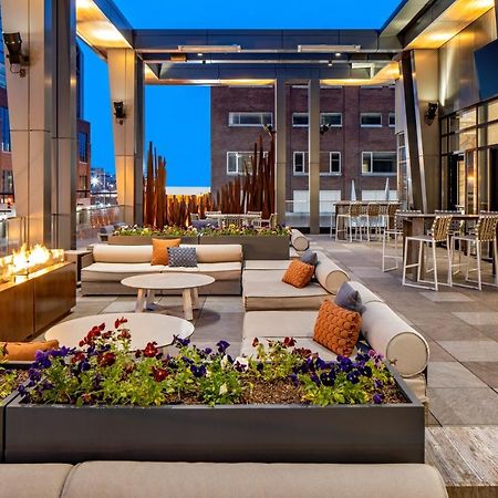 מלון Hyatt House Indianapolis Downtown מראה חיצוני תמונה